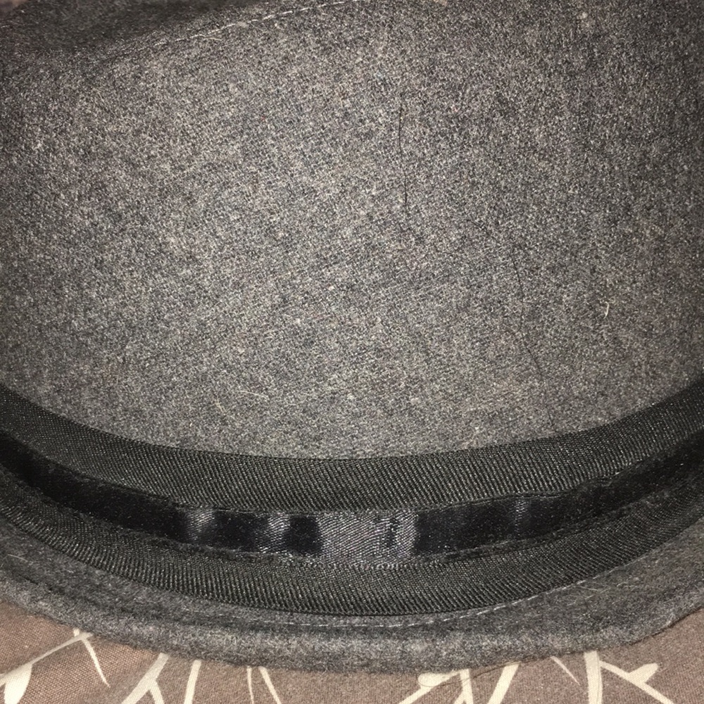 Grey fedora - Picture 2 of 2